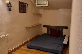 For Rent, 3 Room, Old building, Tbilisi, saburtalo