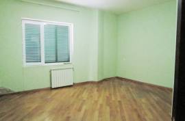 For Rent, Office, Vera