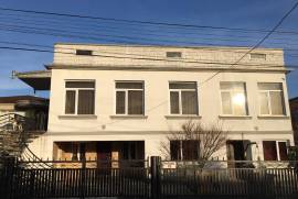 House For Rent, 7 Room, Zugdidi ,  Zugdidi