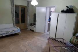 For Rent, 2 Room, Old building, Tbilisi, saburtalo