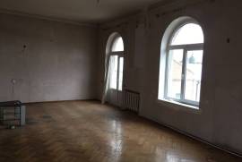 Apartment for sale, 6 Room, Old building, Tbilisi, Vera