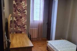 For Rent, 3 Room, Old building, Tbilisi, saburtalo