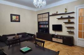 For Rent, 4 Room, Old building, Tbilisi, vake