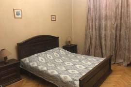 For Rent, 4 Room, Old building, Tbilisi, vake