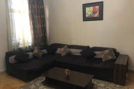 For Rent, 4 Room, Old building, Tbilisi, vake