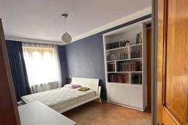 For Rent, 3 Room, Old building, Tbilisi, Sanzona