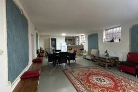 For Rent, 3 Room, Old building, Tbilisi, Sanzona