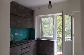 For Rent, 3 Room, Old building, Tbilisi, Didube