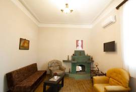 For Rent, 2 Room, Old building, Tbilisi, Chugureti