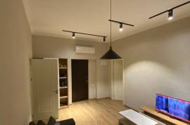 For Rent, 2 Room, Old building, Tbilisi, Chugureti