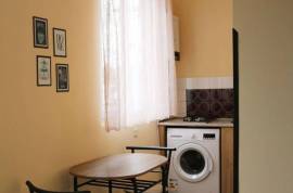 For Rent, 2 Room, Old building, Tbilisi, Chugureti