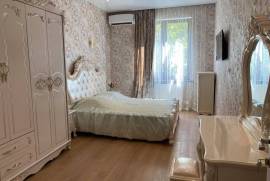 For Rent, 3 Room, Old building, Tbilisi, vake