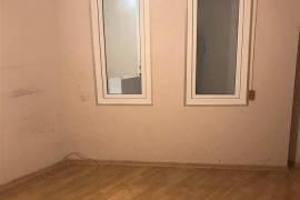 Apartment for sale, 3 Room, Old building, Tbilisi, saburtalo