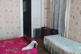 Apartment for sale, Old building, Mtatsminda