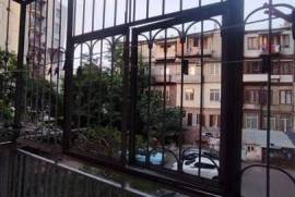 For Rent, 3 Room, Old building, Tbilisi, Vera