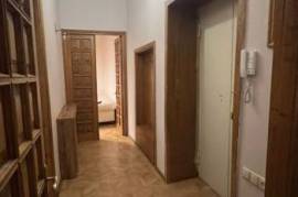 For Rent, 2 Room, Old building, Tbilisi, Vera