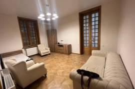 For Rent, 2 Room, Old building, Tbilisi, Vera