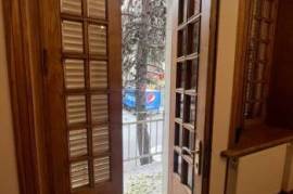 For Rent, 2 Room, Old building, Tbilisi, Vera